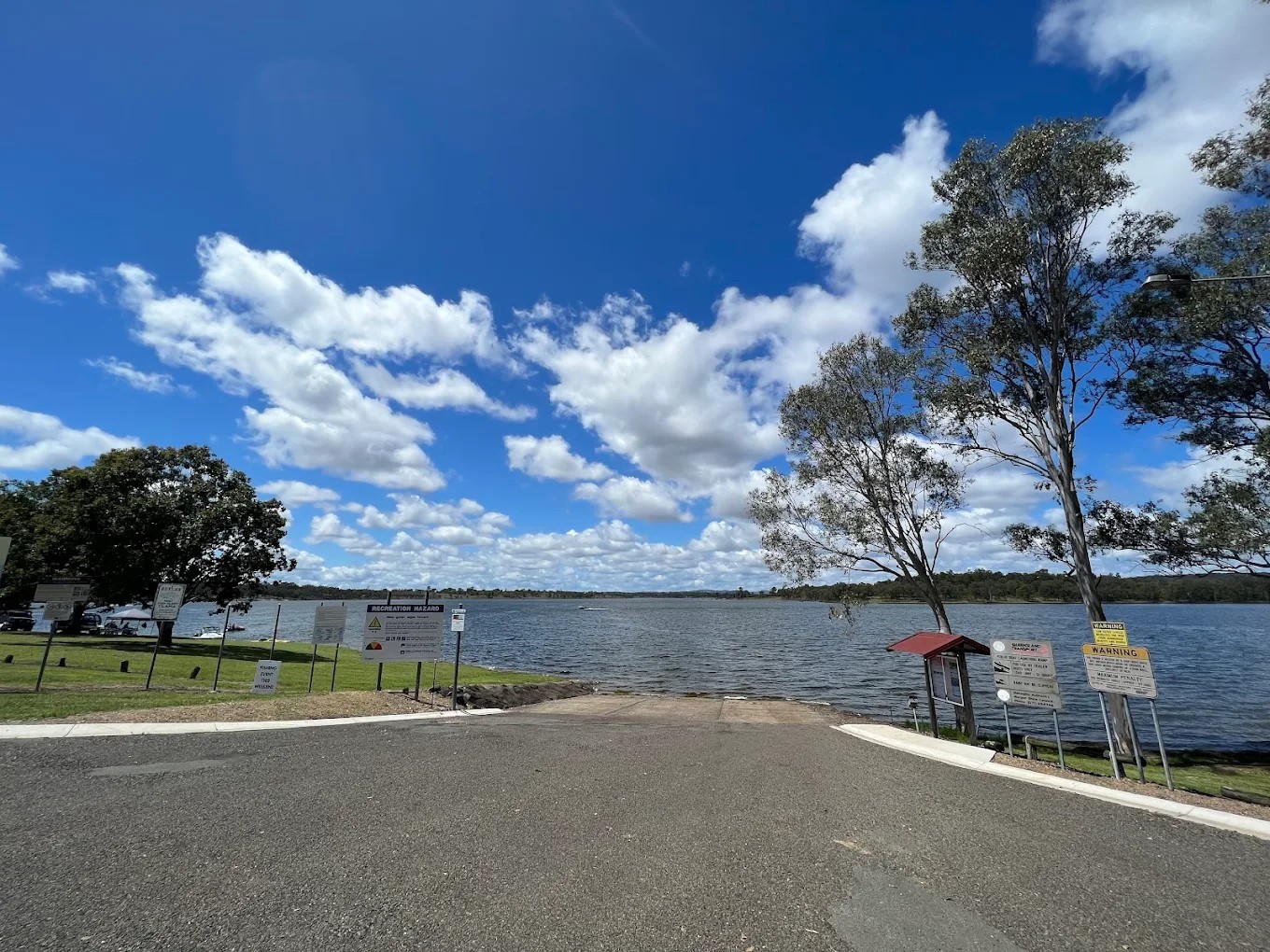 Bjelke-Petersen Dam Boat Ramp