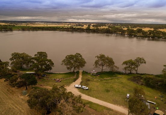 Cockatoo Lake Reserve Boat Ramp, Naracoorte