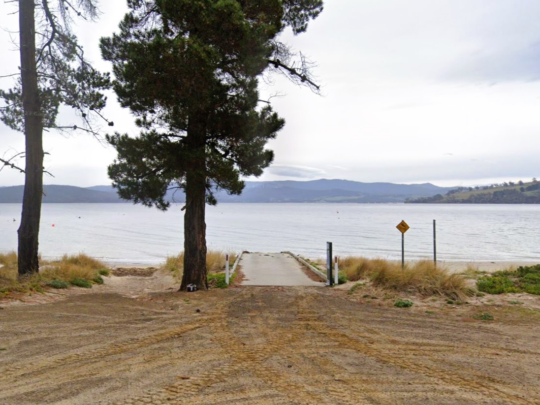 Dennes Point Boat Ramp