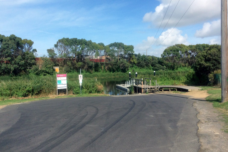 Dennington Ramp in Merri River