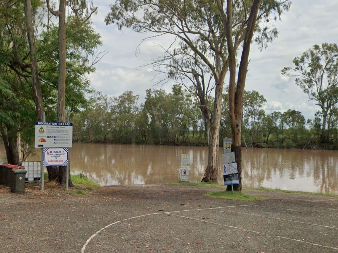 moura apex boat ramp