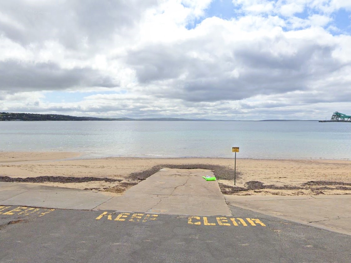 port lincoln yacht club boat ramp