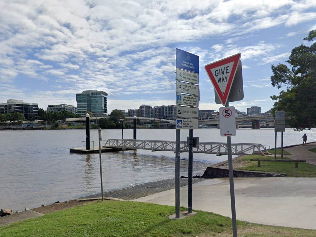 Riverside Drive Pontoon Boat Ramp